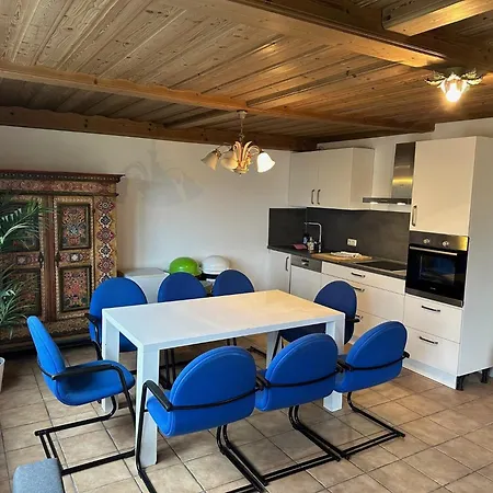 Lägenhet 7 Residenz Vor Den Toren Muenchensstilvoller Komfort Fuer Gruppen Bis 19 Personen Eg *