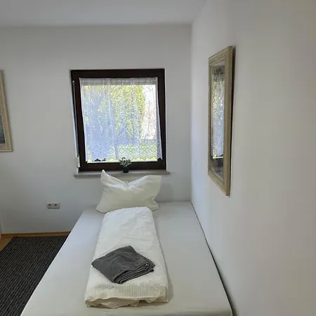 7 Residenz Vor Den Toren Muenchensstilvoller Komfort Fuer Gruppen Bis 19 Personen Eg Lägenhet Penzberg